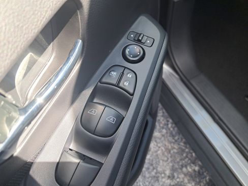 Certified 2023 Nissan Kicks SV image 16