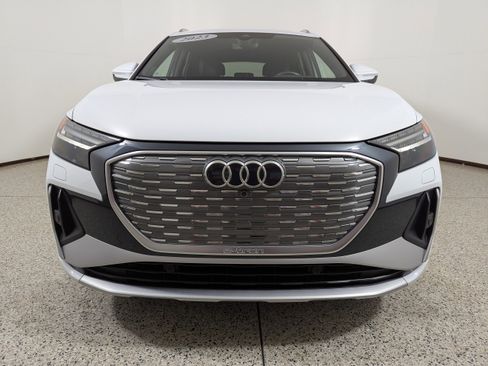 Certified 2023 Audi Q4 e-tron Prestige image 2