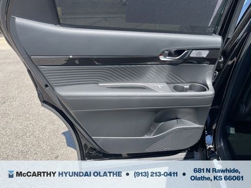 Used 2025 Hyundai Palisade Calligraphy image 24