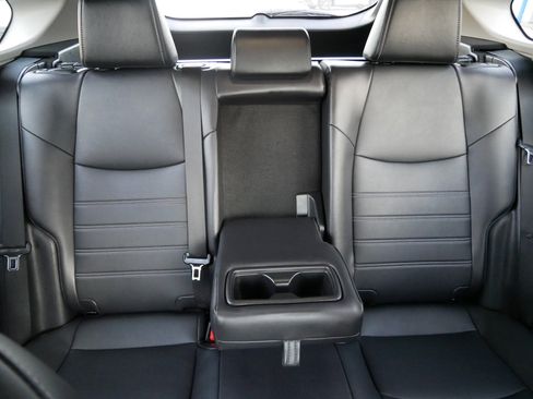 Used 2023 Toyota RAV4 XLE Premium image 13