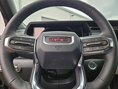 New 2026 GMC Terrain Elevation w/ Elevation Premium Package AWD/4WD image 11