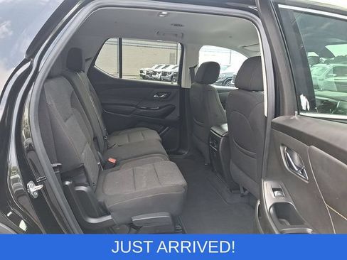 Used 2021 Chevrolet Traverse LS AWD/4WD image 24