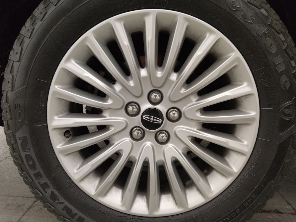Used 2020 Lincoln Nautilus FWD image 31