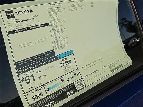 New 2027 Toyota Prius Limited FWD image 17