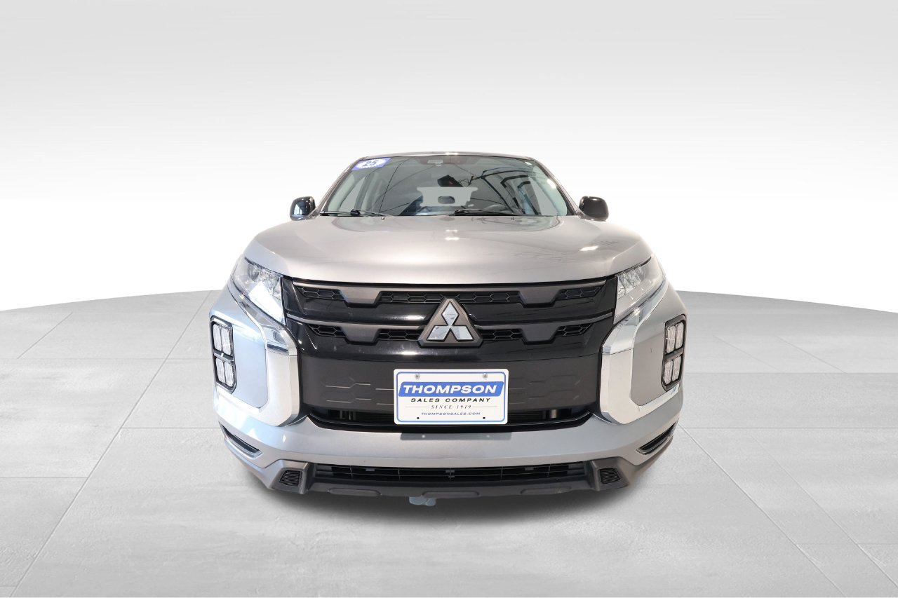 Used 2025 Mitsubishi Outlander Sport LE AWD/4WD image 7