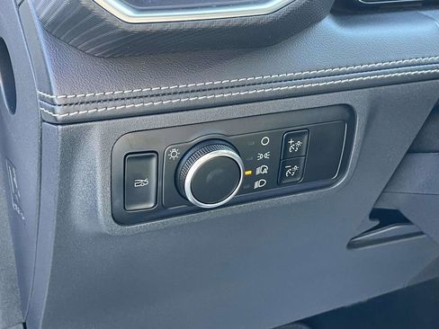 Used 2024 Ford Mustang GT Premium image 23