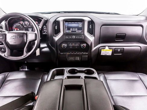 Used 2020 Chevrolet Silverado 1500 Custom w/ Custom Value Package image 20
