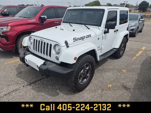 Used 2016 Jeep Wrangler Sahara w/ Connectivity Group AWD/4WD image 1