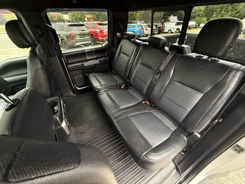 Used 2018 Ford F150 XLT w/ Equipment Group 302A Luxury image 34