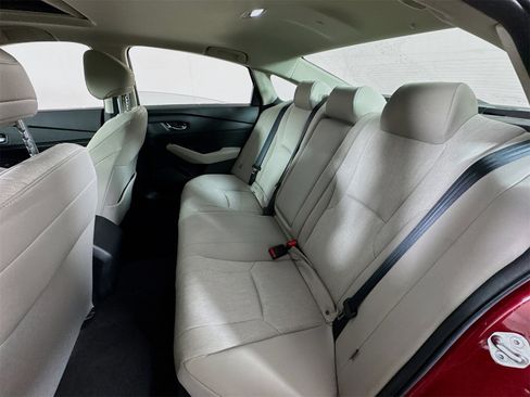 Used 2023 Honda Accord EX image 17