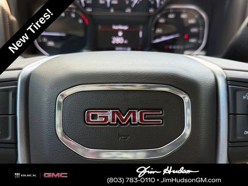 Used 2022 GMC Sierra 1500 SLT w/ X31 Off-Road Package AWD/4WD image 22