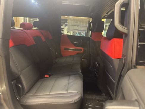 New 2026 GMC Hummer EV 3X w/ Carbon Fiber Edition Package AWD/4WD image 16