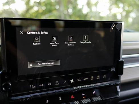 New 2026 GMC Hummer EV SUV image 16