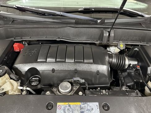 Used 2016 Chevrolet Traverse LS FWD image 25