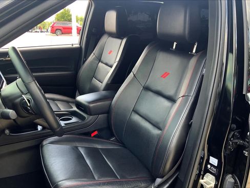 Used 2023 Dodge Durango GT RWD image 8