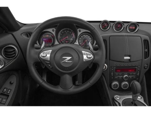 Used 2015 Nissan 370Z Touring Sport image 10
