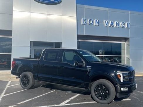 New 2025 Ford F150 Platinum w/ FX4 Off-Road Package image 8