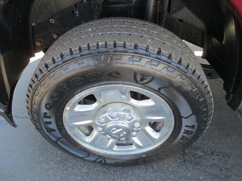 Used 2022 RAM 2500 Tradesman image 13