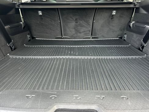 Certified 2025 Volvo XC90 T8 Ultra w/ Protection Package Premier image 16