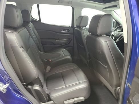 Used 2023 GMC Acadia SLT w/ Elevation Edition FWD image 13