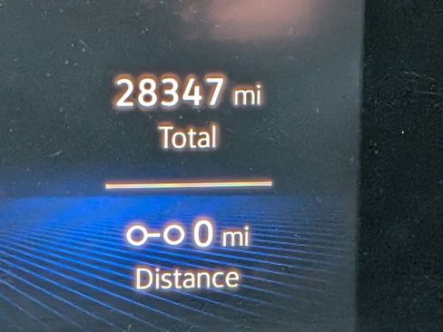 Used 2023 Volkswagen Taos SE w/ Black Wheel Package image 21