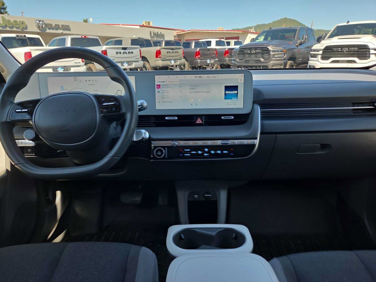 Used 2024 Hyundai Ioniq 5 SE RWD image 18