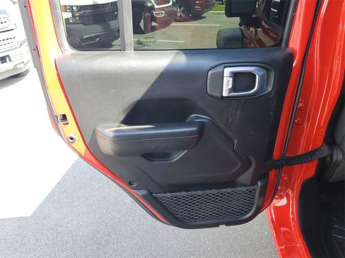Used 2021 Jeep Wrangler Unlimited Sport image 29