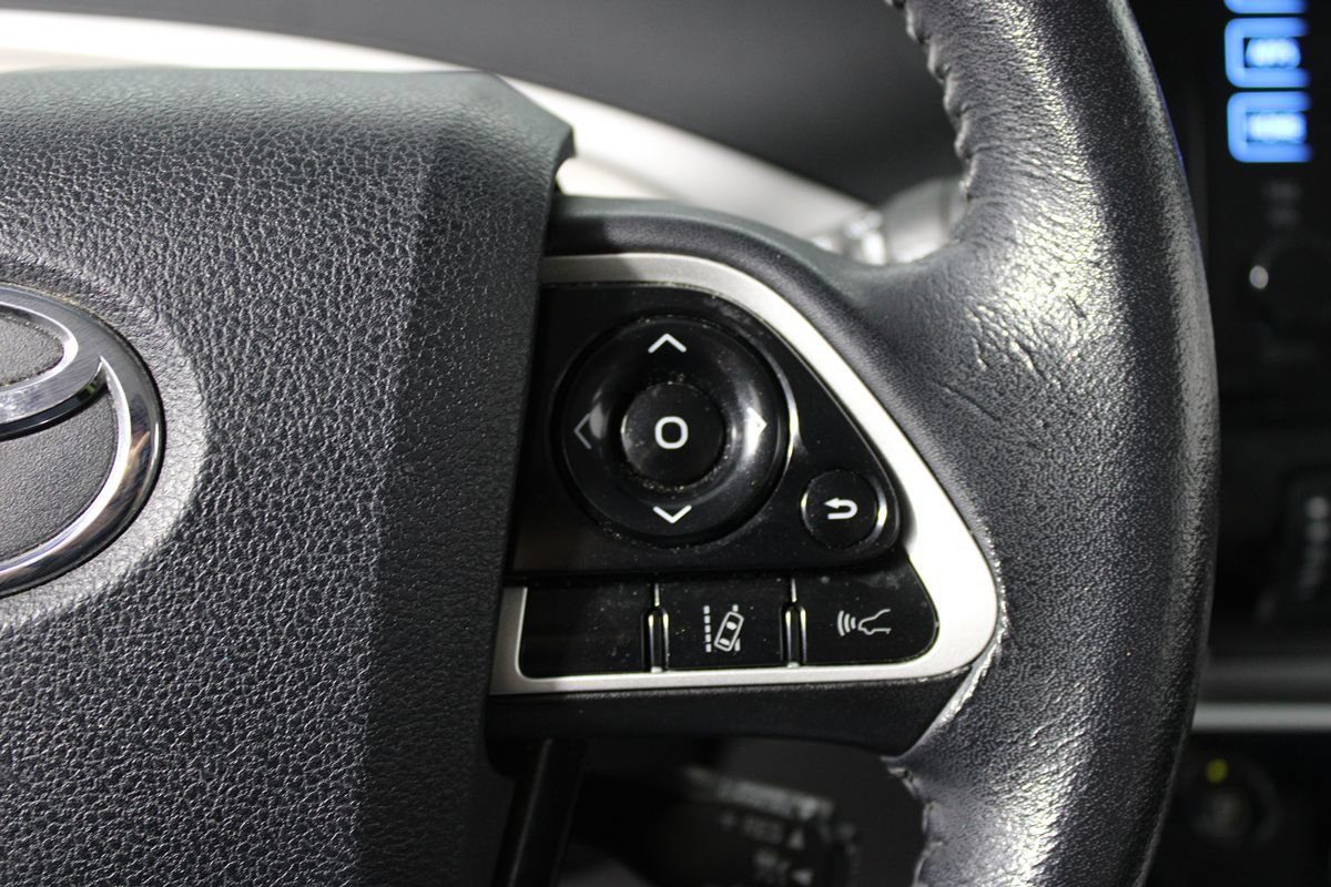 Used 2017 Toyota Mirai FWD image 12