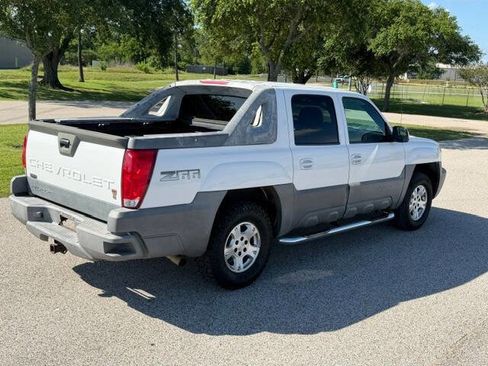 Used 2002 Chevrolet Avalanche 2WD image 4