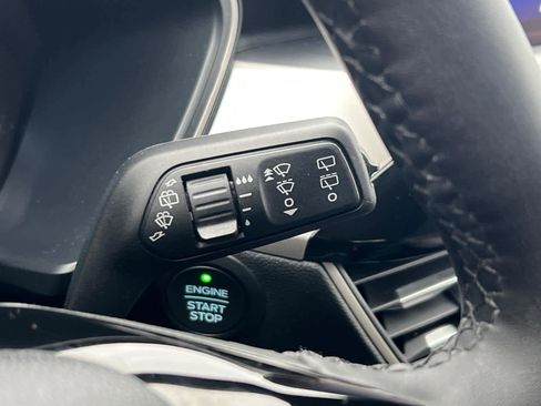 Used 2022 Ford Escape SE w/ Convenience Package image 18