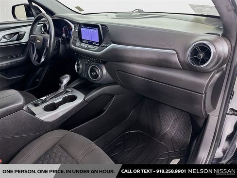 Used 2020 Chevrolet Blazer LT image 28