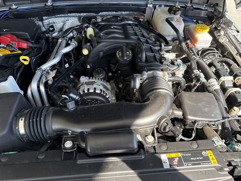 Used 2024 Jeep Wrangler Sport S image 10