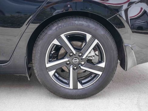Used 2024 Nissan Sentra SV FWD image 10