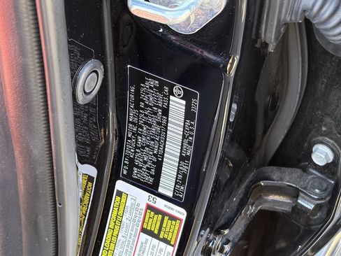 Used 2023 Toyota Camry LE FWD image 13