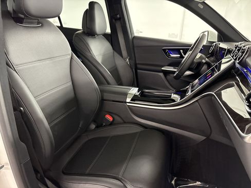 Certified 2026 Mercedes-Benz GLC 300 image 31