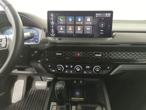 Used 2025 Honda Accord EX-L image 14