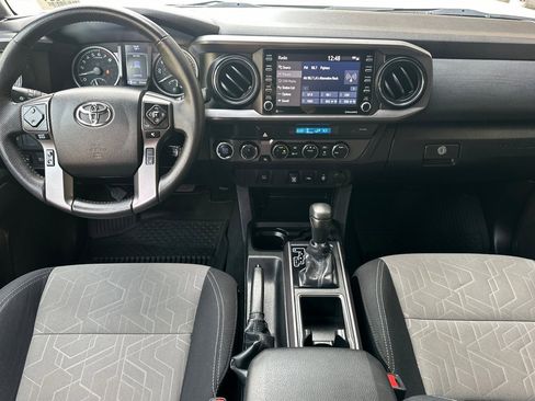 Used 2023 Toyota Tacoma TRD Off-Road image 16