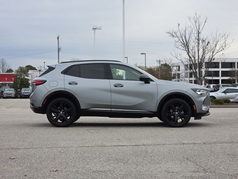 Used 2023 Buick Envision Preferred image 8