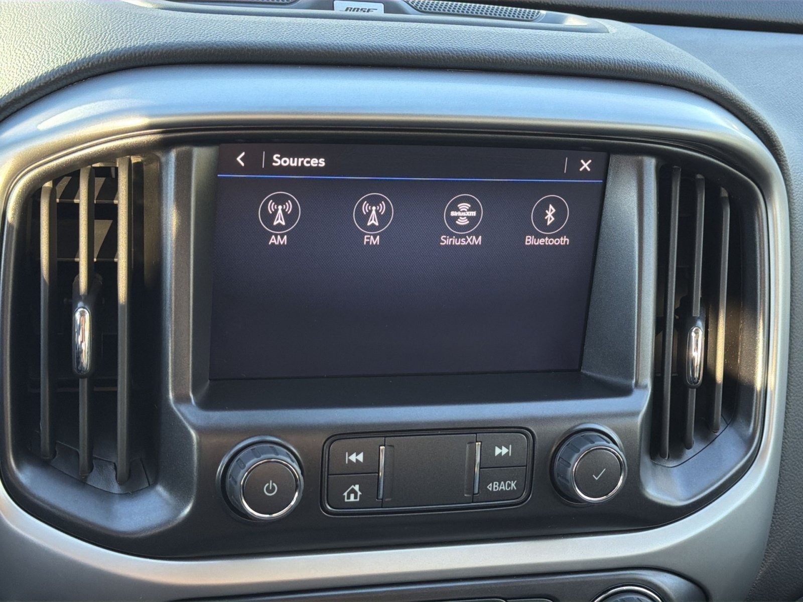 Used 2022 Chevrolet Colorado ZR2 w/ Colorado ZR2 Bison Edition AWD/4WD image 17