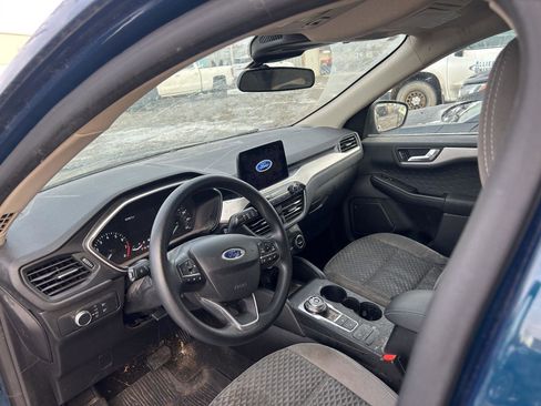 Used 2020 Ford Escape SE image 7