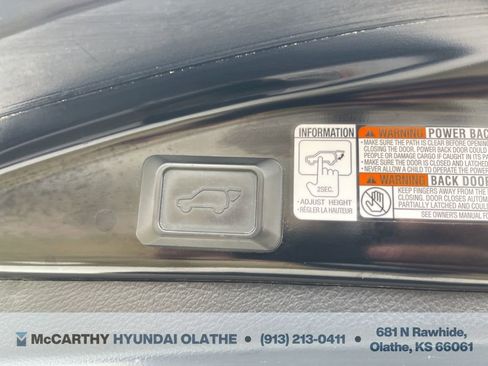 Used 2018 Toyota RAV4 Limited w/ Advanced Technology Package image 12