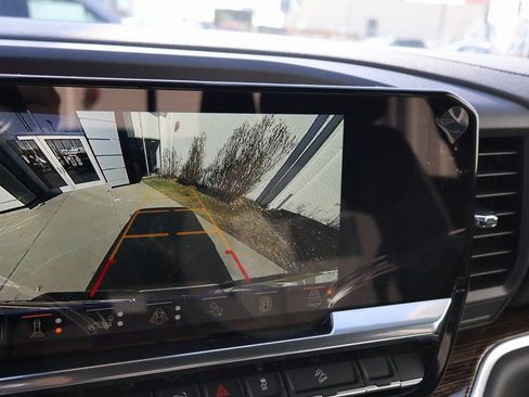 New 2026 GMC Sierra 2500 SLE image 29