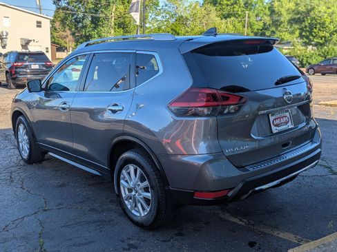 Used 2018 Nissan Rogue SV w/ Sun & Sound Touring Package AWD/4WD image 6
