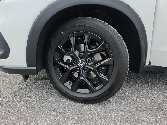 Used 2025 Honda HR-V Sport image 31
