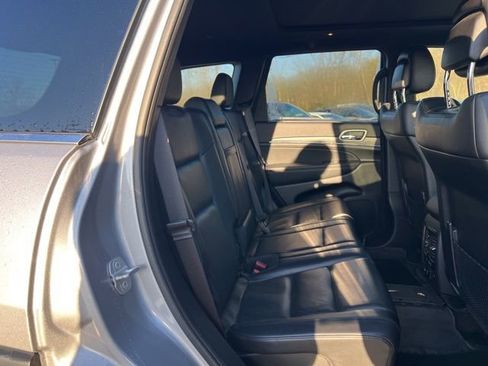 Used 2021 Jeep Grand Cherokee Limited w/ Luxury Group II image 14