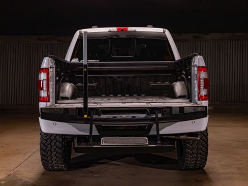 Used 2022 Ford F150 Lariat w/ Equipment Group 502A High AWD/4WD image 9