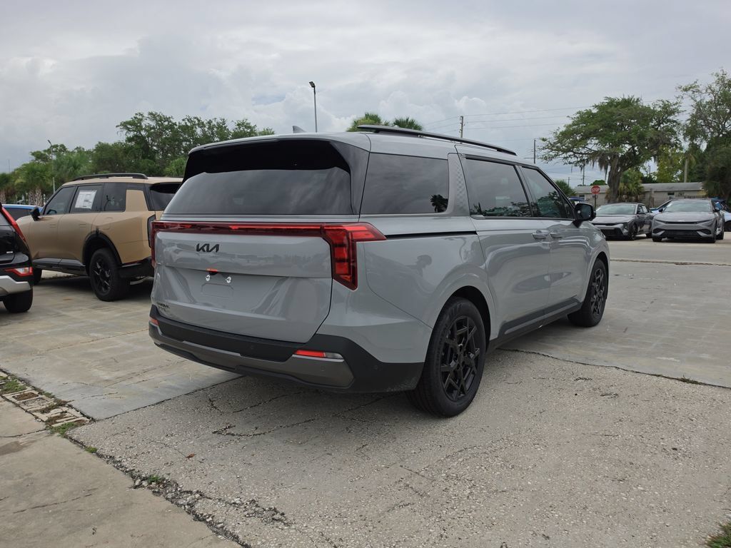 New 2026 Kia Carnival SX w/ SX Dark Edition Package FWD image 8
