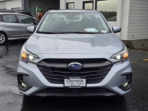 Used 2024 Subaru Legacy Limited image 2