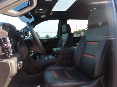 Used 2024 GMC Sierra 2500 AT4 w/ AT4 Premium Plus Package AWD/4WD image 20