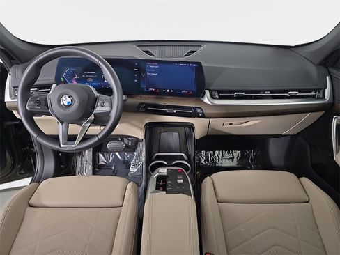 Used 2025 BMW X1 xDrive28i w/ Convenience Package image 15